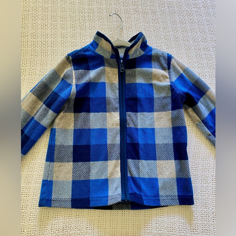 Oshkosh B’Gosh - 5T/5A - blue buffalo plaid lightweight zip up fleece jacket